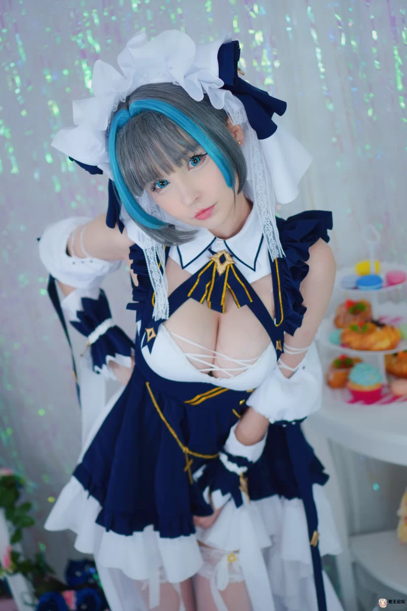 Azur_Lane_Cheshire_cosplay_by_Hidori_Rose_08.jpg